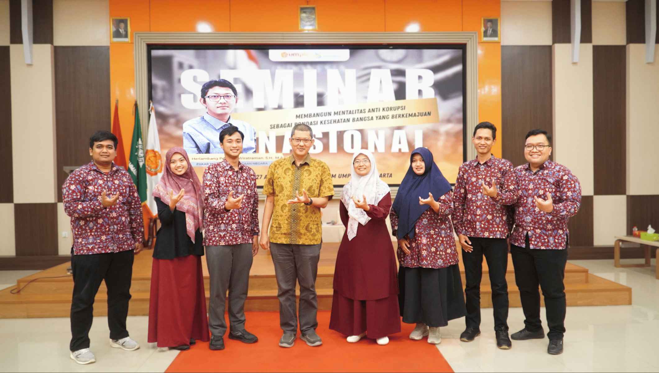 Dokumentasi Seminar Nasional Hukum UMPKU 5