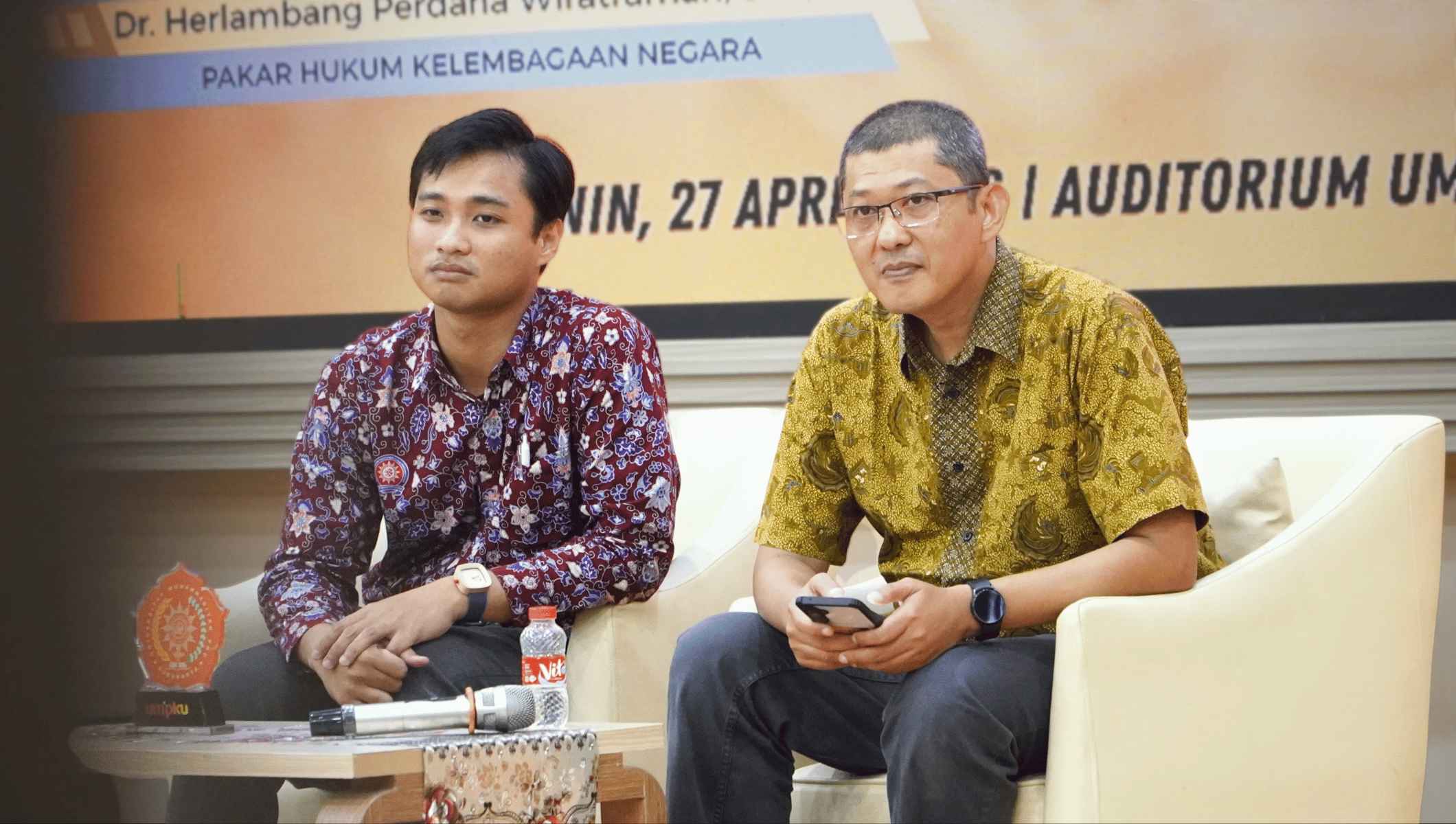 Dokumentasi Seminar Nasional Hukum UMPKU 8